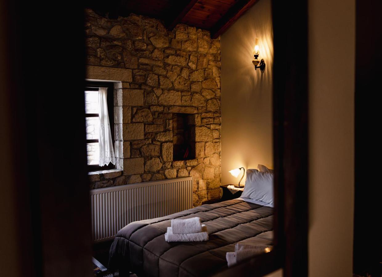 Guesthouse Armakas Kalavryta Ngoại thất bức ảnh