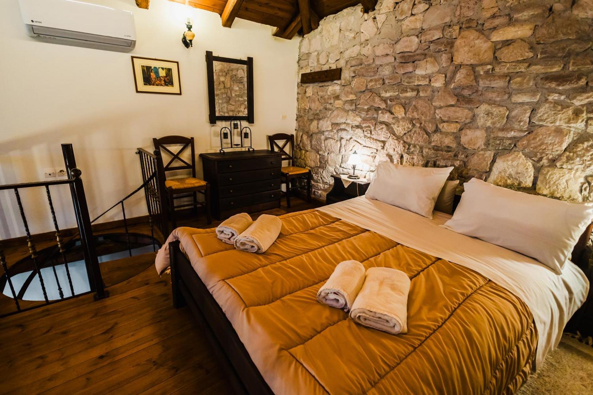 Guesthouse Armakas Kalavryta Ngoại thất bức ảnh